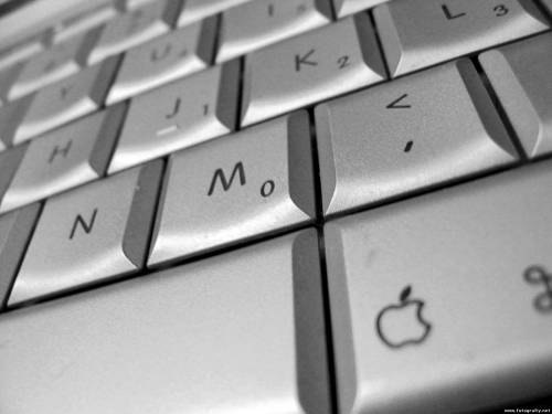 Клавиатура ноутбука Apple